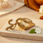 Aarti Deepak